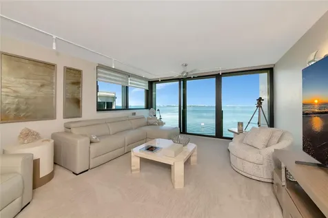 101 Sunset Drive Sarasota FL 34236