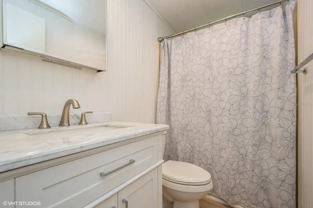 238 Pelican Drive N Oldsmar FL 34677