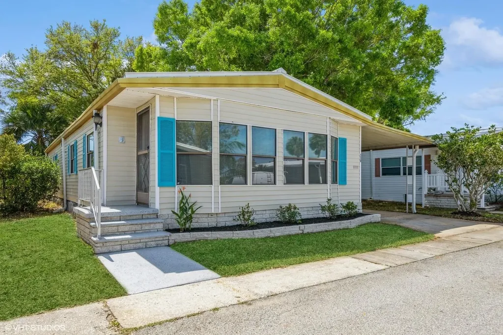 238 Pelican Drive N Oldsmar FL 34677