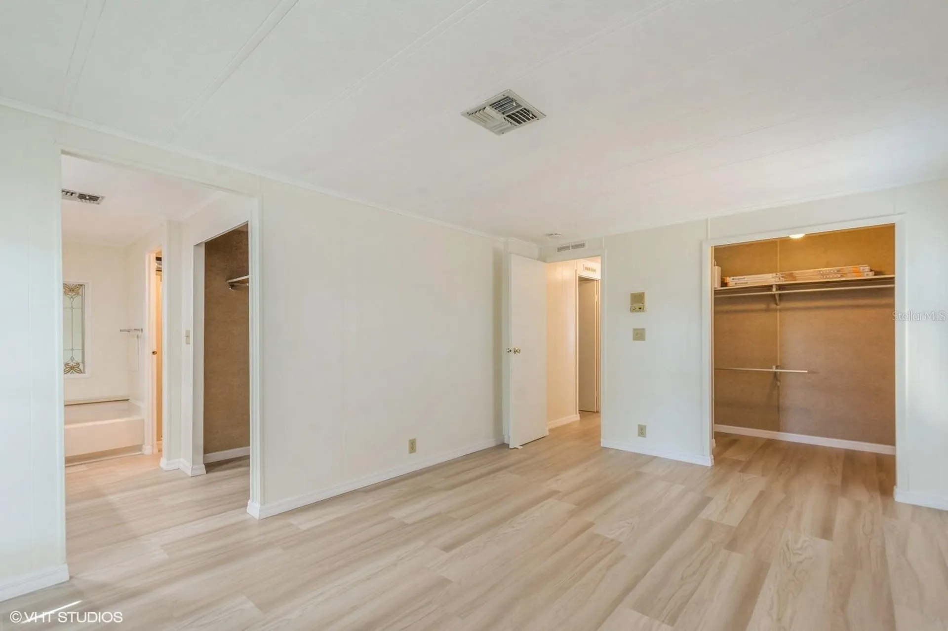238 Pelican Drive N Oldsmar FL 34677