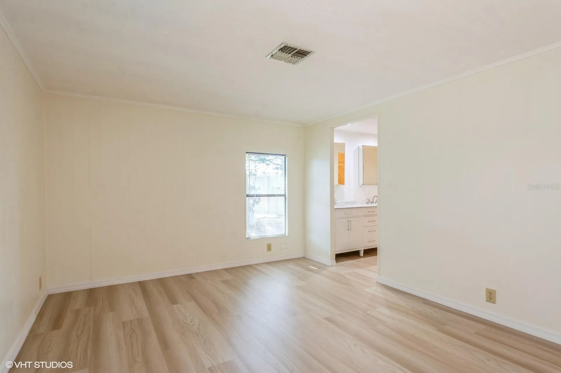 238 Pelican Drive N Oldsmar FL 34677