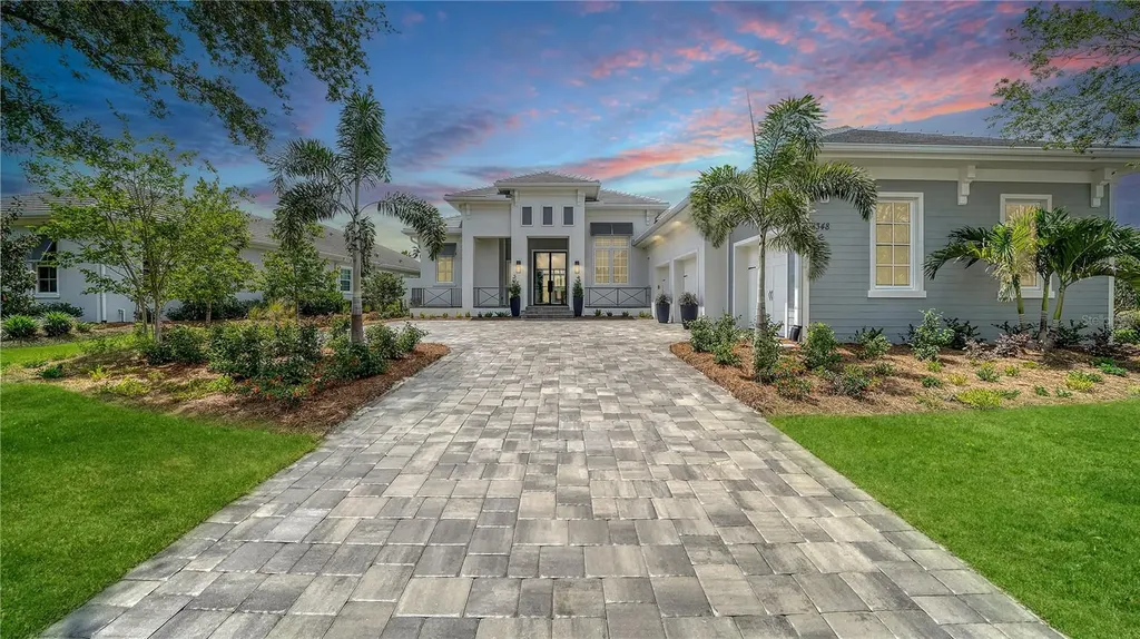 8348-catamaran-circle-lakewood