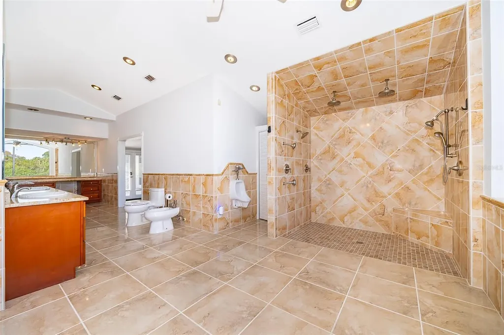 372 Rest Haven Road Geneva FL 32732