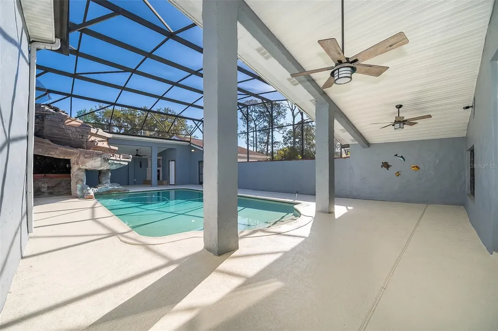 372 Rest Haven Road Geneva FL 32732