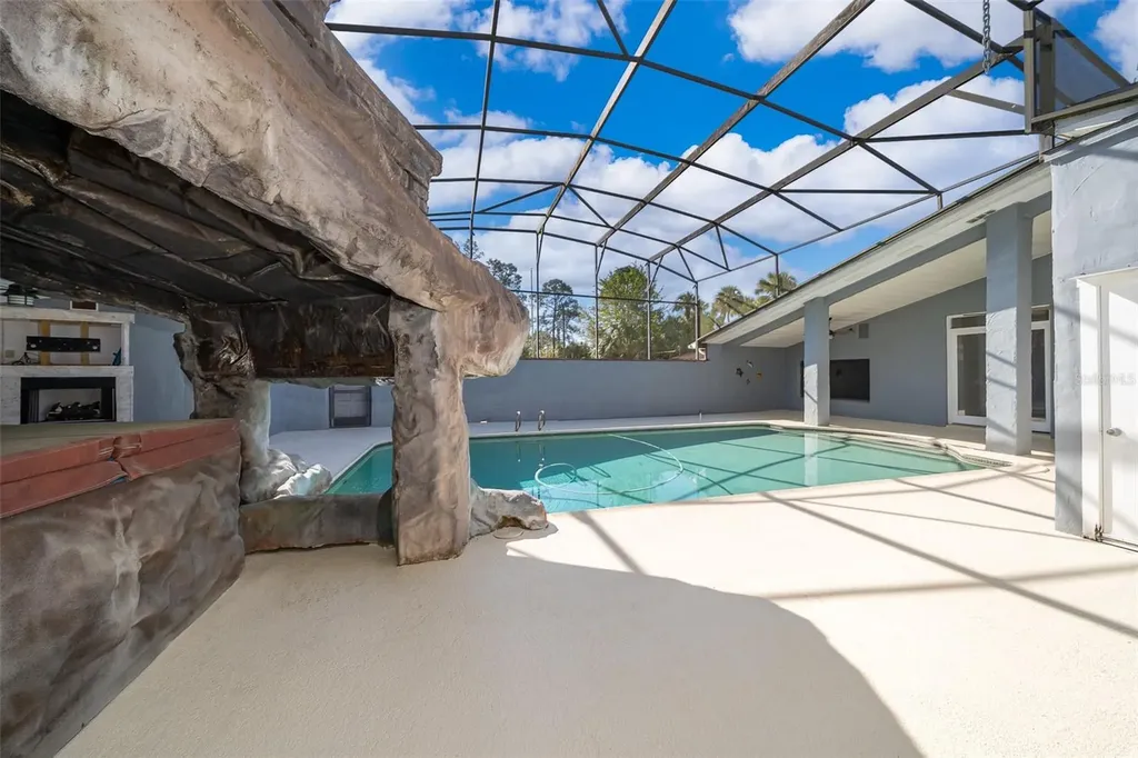 372 Rest Haven Road Geneva FL 32732