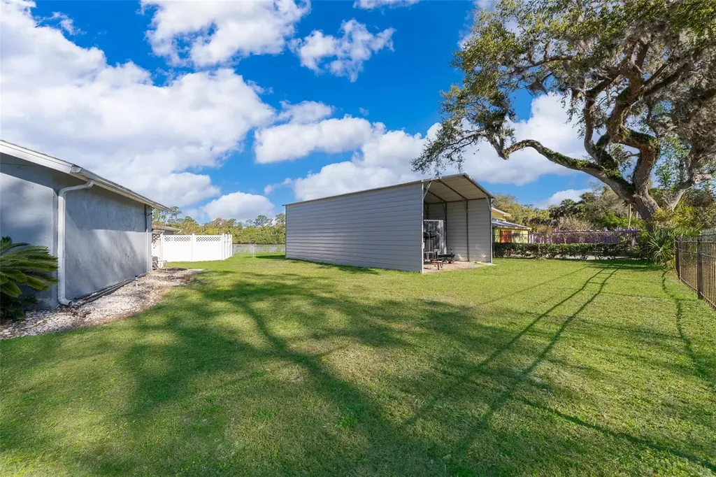 372 Rest Haven Road Geneva FL 32732