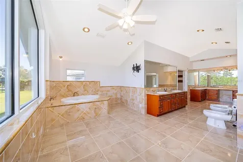 372 Rest Haven Road Geneva FL 32732