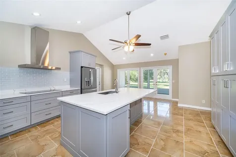 372 Rest Haven Road Geneva FL 32732