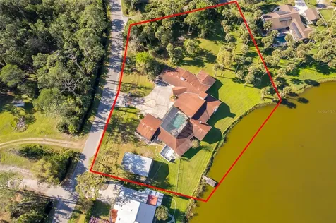 372 Rest Haven Road Geneva FL 32732