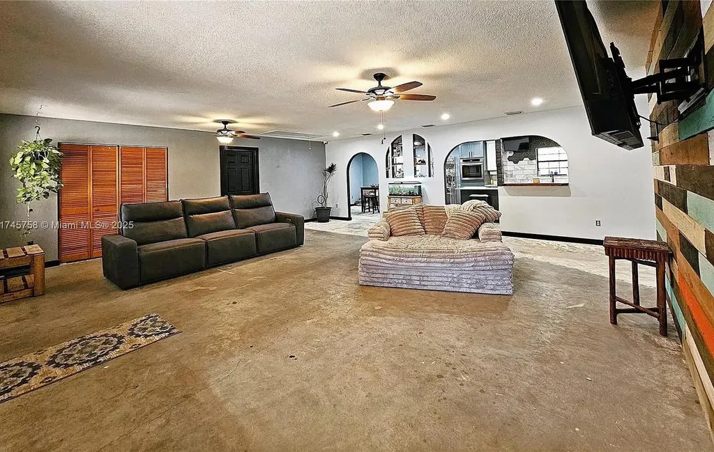 1370 NW 120th Avenue Ocala FL 34482