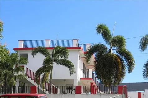 689-A Sandczar Vieques PR 00765