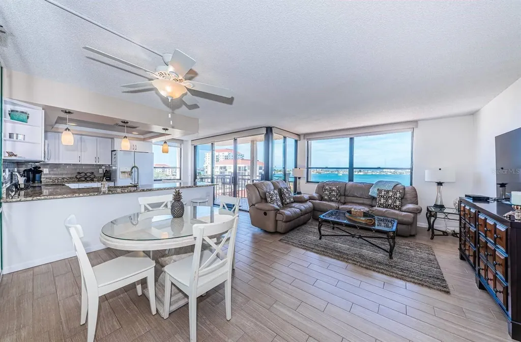 6177 Sun Boulevard St Petersburg FL 33715