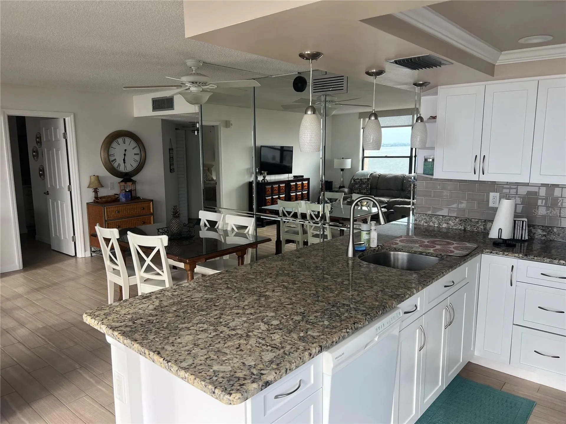 6177 Sun Boulevard St Petersburg FL 33715