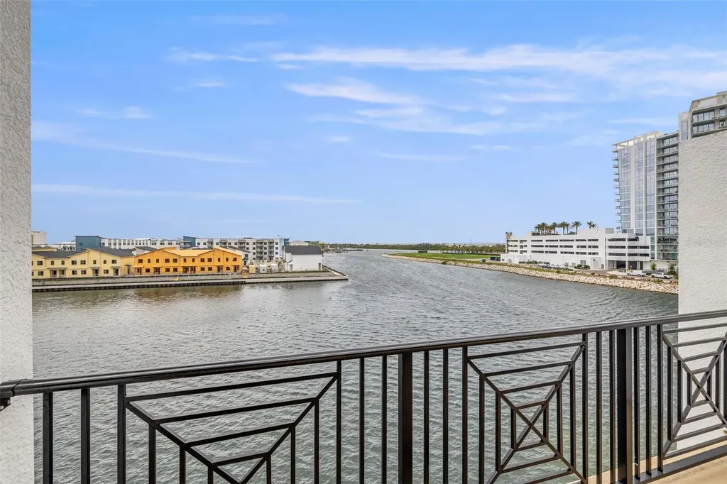 5351 Bridge Street Tampa FL 33611