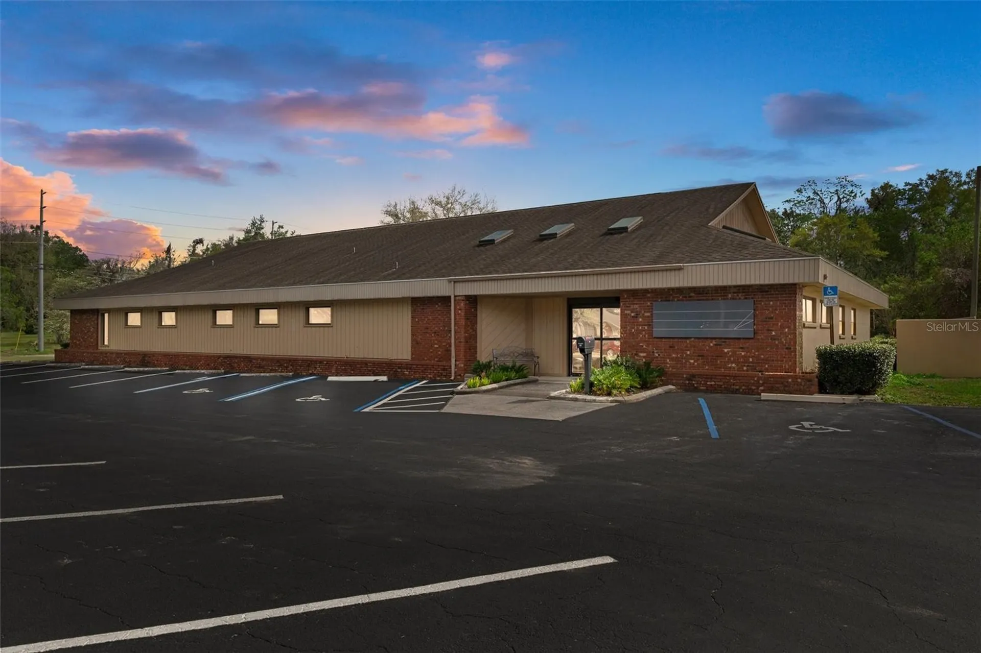 403 W Highland Boulevard Inverness FL 34452