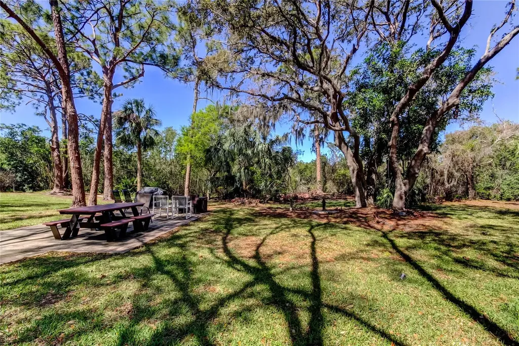 5521 80th Street N St Petersburg FL 33709
