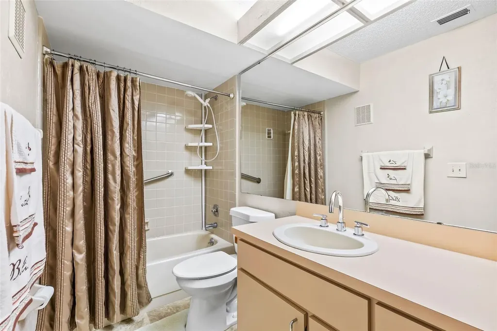1 Tomoka Oaks Boulevard Ormond Beach FL 32174