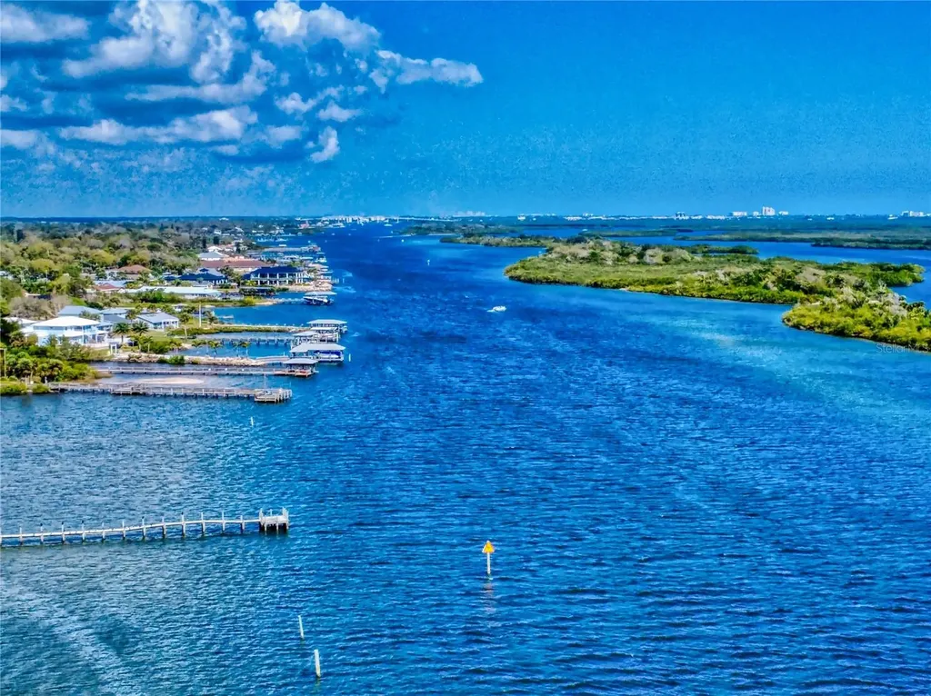 2019 S Riverside Edgewater FL 32141