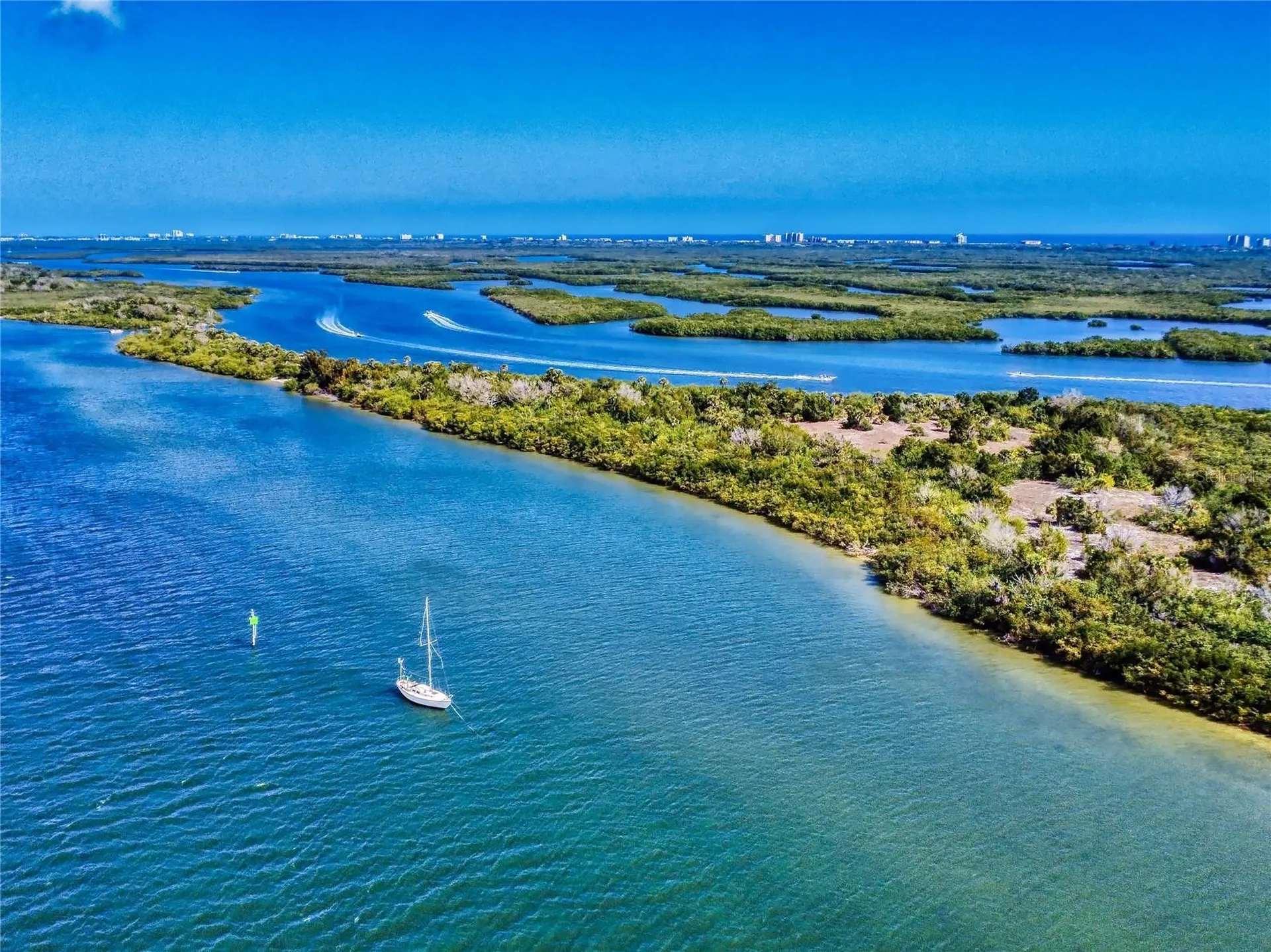 2019 S Riverside Edgewater FL 32141