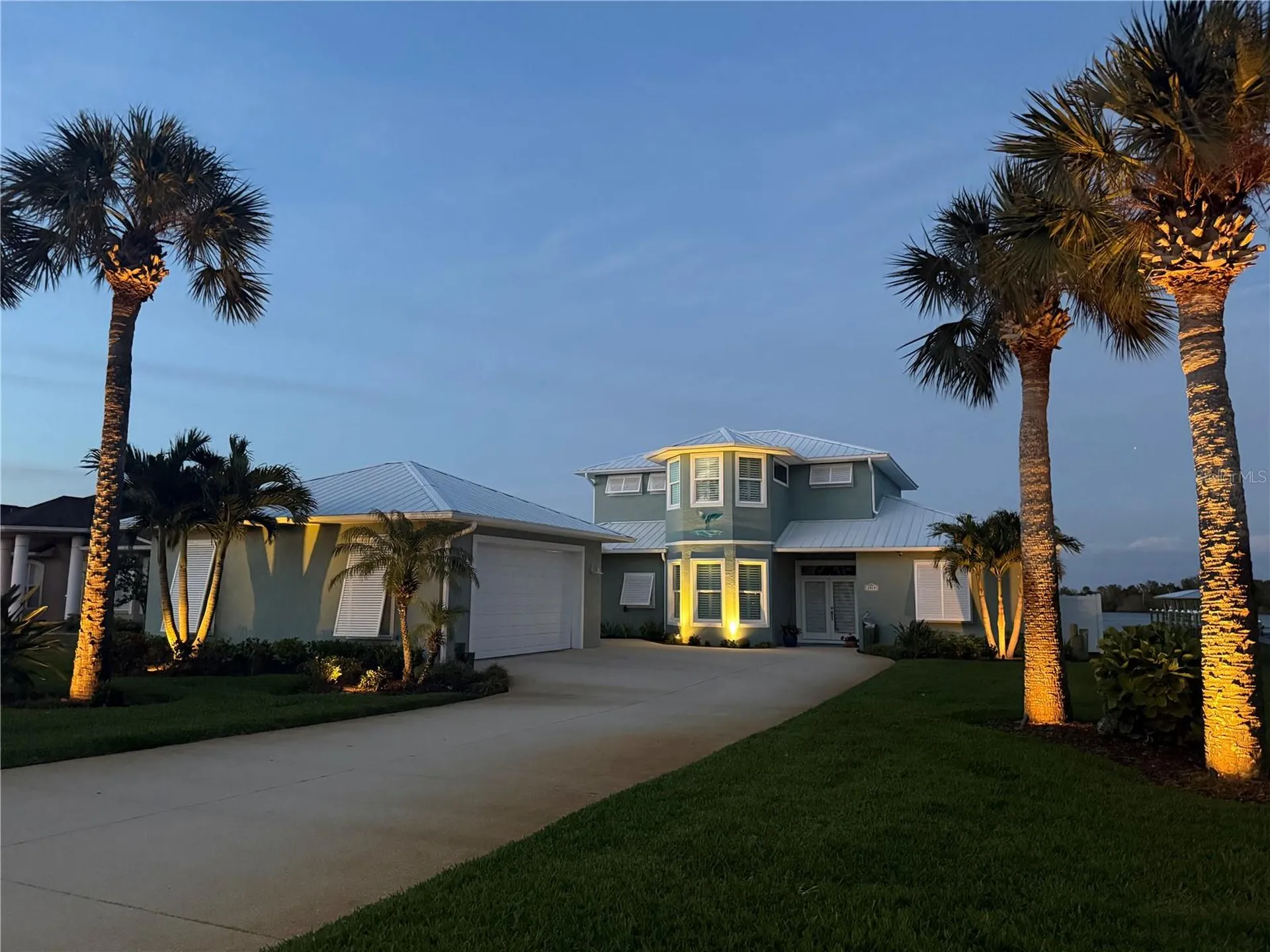 2019 S Riverside Edgewater FL 32141