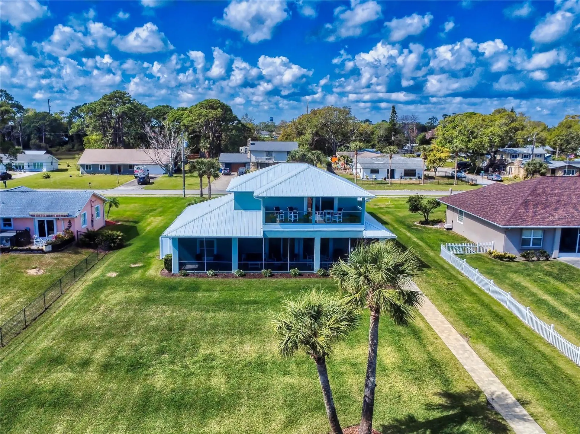 2019 S Riverside Edgewater FL 32141