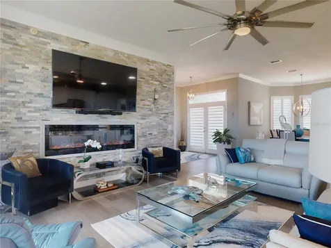 2019 S Riverside Edgewater FL 32141