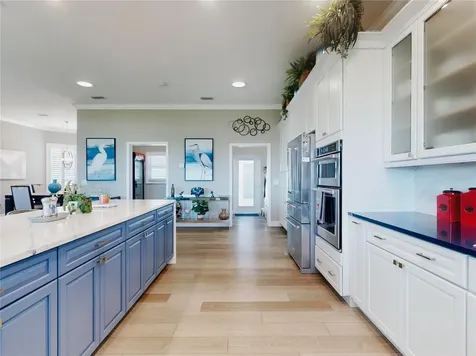 2019 S Riverside Edgewater FL 32141