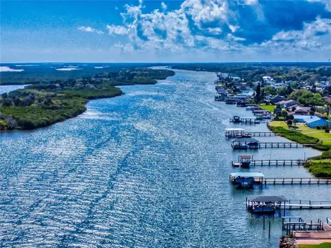 2019 S Riverside Edgewater FL 32141