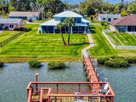 2019 S Riverside Edgewater FL 32141