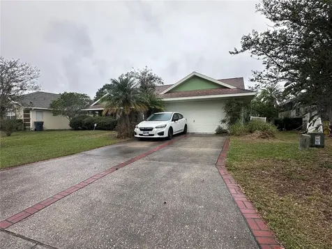 123 Breezy Oaks Court Davenport FL 33896