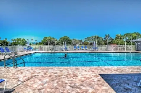 Bradenton FL 34209