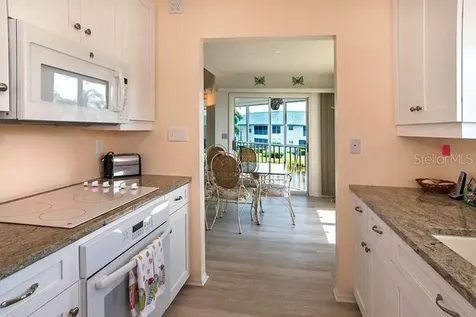 Bradenton FL 34209