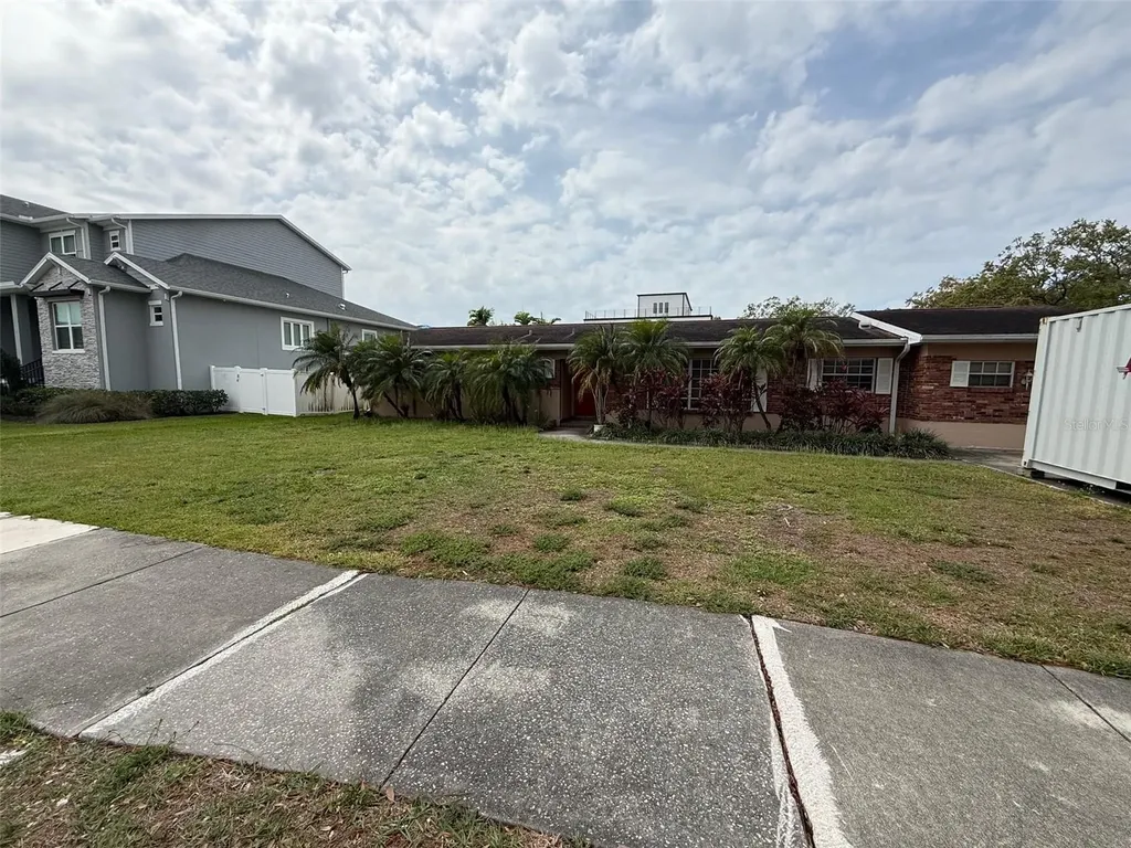 205 S Shore Crest Drive Tampa FL 33609
