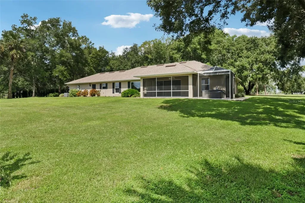 40610 Babb Road Umatilla FL 32784