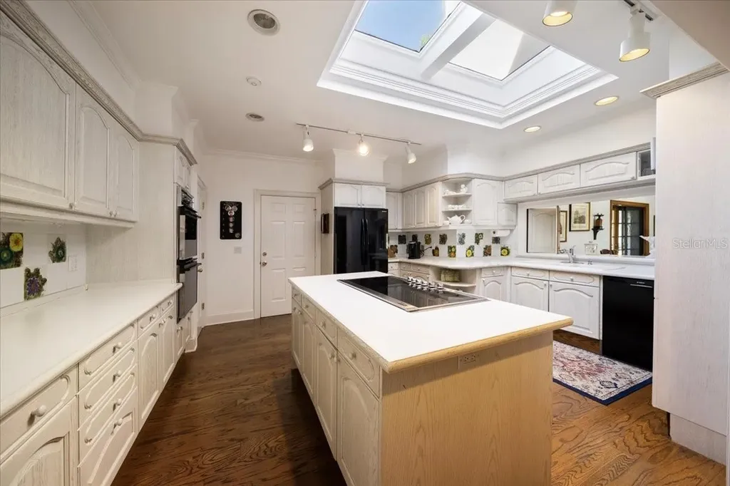 236 Saint James Park Osprey FL 34229