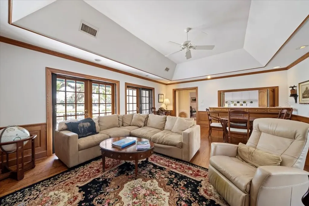 236 Saint James Park Osprey FL 34229
