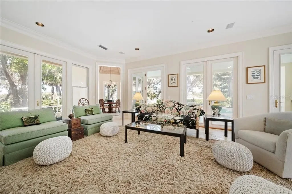 236 Saint James Park Osprey FL 34229