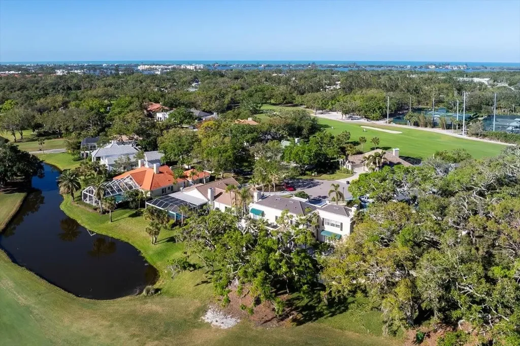 236 Saint James Park Osprey FL 34229