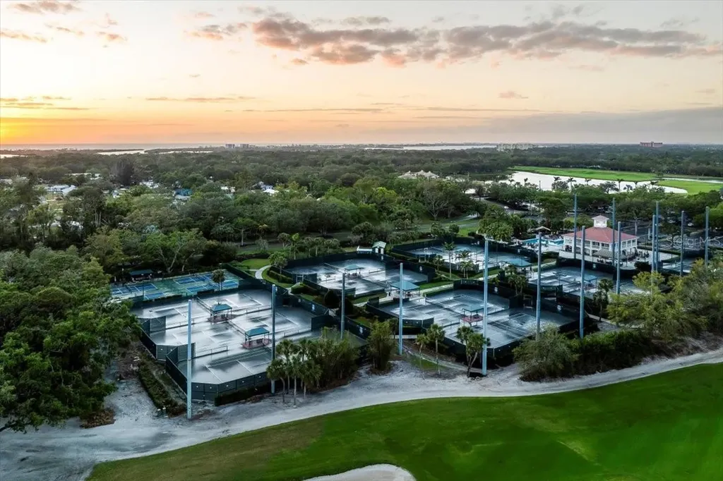 236 Saint James Park Osprey FL 34229