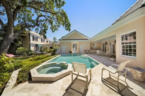 236 Saint James Park Osprey FL 34229