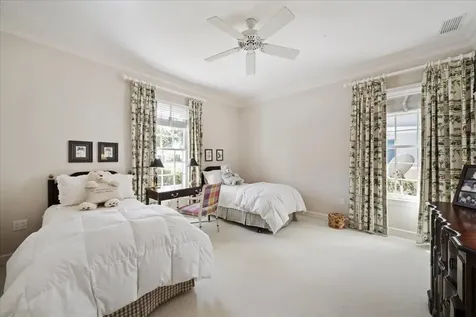 236 Saint James Park Osprey FL 34229
