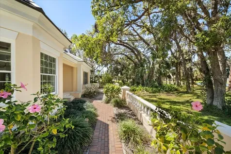 236 Saint James Park Osprey FL 34229