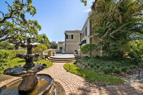 236 Saint James Park Osprey FL 34229