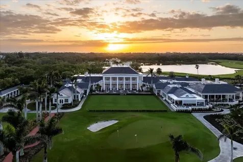 236 Saint James Park Osprey FL 34229