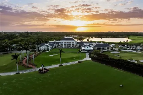 236 Saint James Park Osprey FL 34229