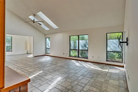 5605 NW 52nd Terrace Gainesville FL 32653