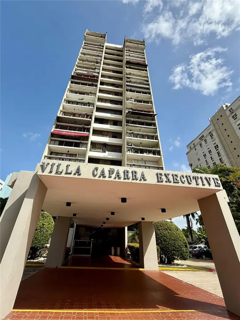 229 Carretera #2 Guaynabo PR 00966