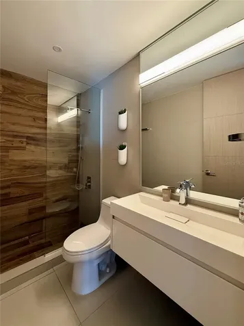 229 Carretera #2 Guaynabo PR 00966