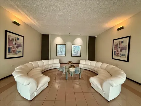 229 Carretera #2 Guaynabo PR 00966