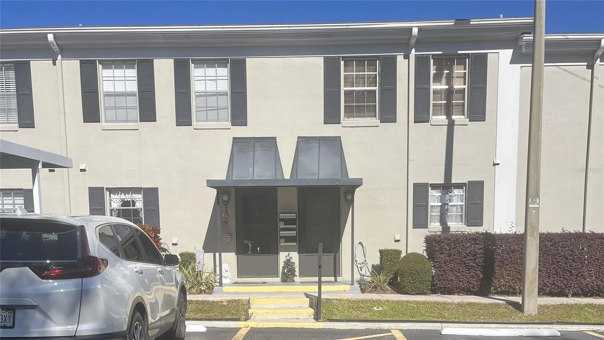 689 Lake Howard Drive NW Winter Haven FL 33880